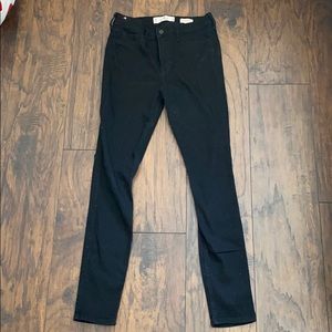 Black high waisted skinny jeans